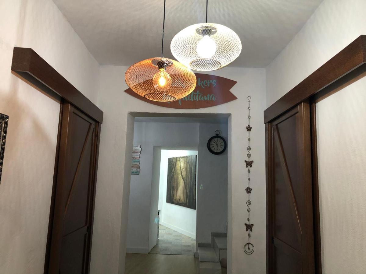 Hostel Backpackers La Gaditana Альхаурин-эль-Гранде Экстерьер фото